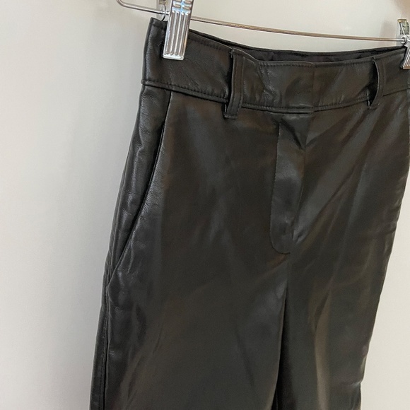 Aritzia Babaton Command Cropped Pant Mid-rise Vegan Leather pants S - Picture 6 of 7